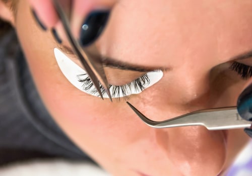 Lash Extensions 101: Finding The Perfect Beauty Salon In Plainview